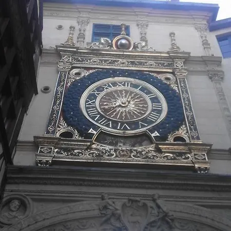 فندق Du Palais 2*