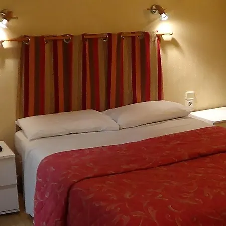 Du Palais 2* روان