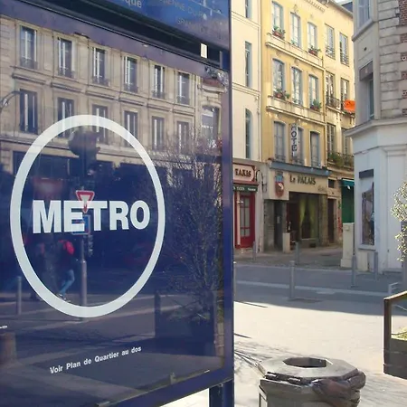 فندق Du Palais 2*